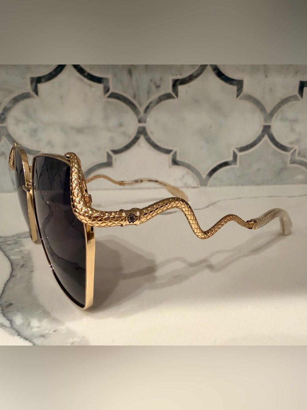 Roberto Cavalli Gold Frame Sunglasses with Burgundy Lenses - Picture 3 of 6